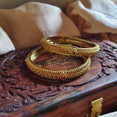 Bangles 2.6 size