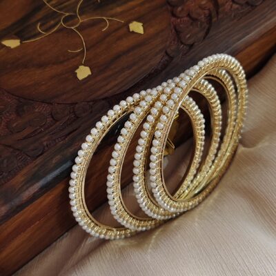 Bangles 2.6 size