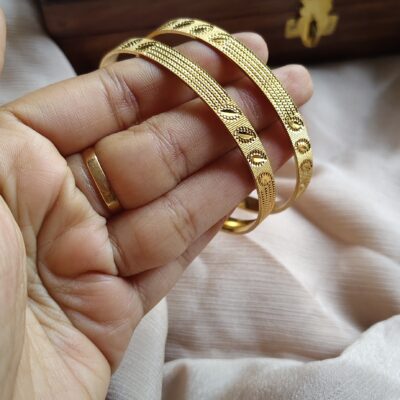 Bangles 2.6